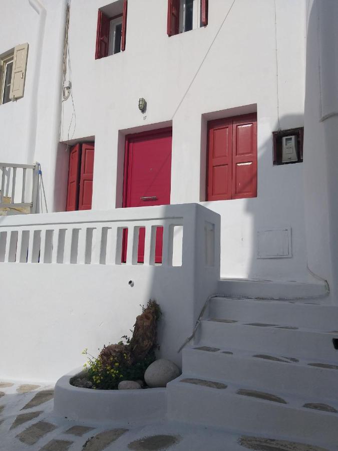 Nikolas And Appartments Guest house *